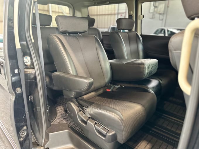 2025 Nissan Elgrand