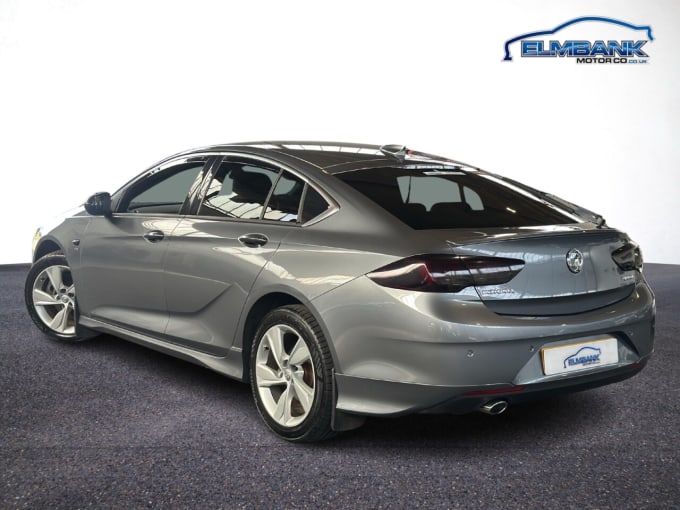 2025 Vauxhall Insignia