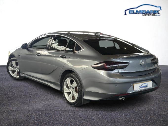 2025 Vauxhall Insignia