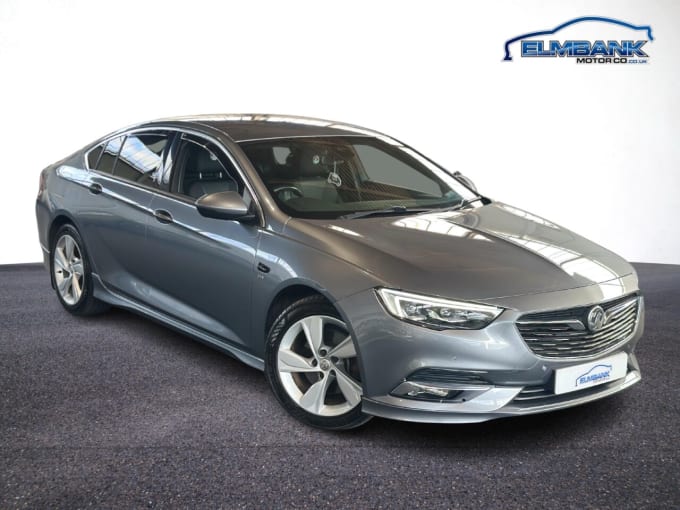 2025 Vauxhall Insignia