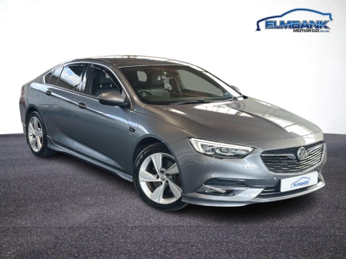 2025 Vauxhall Insignia