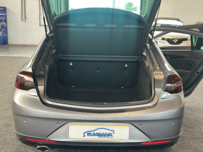 2025 Vauxhall Insignia