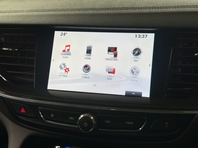 2025 Vauxhall Insignia