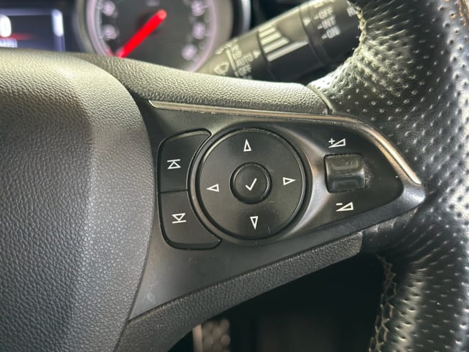 2025 Vauxhall Insignia