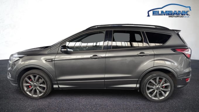 2025 Ford Kuga