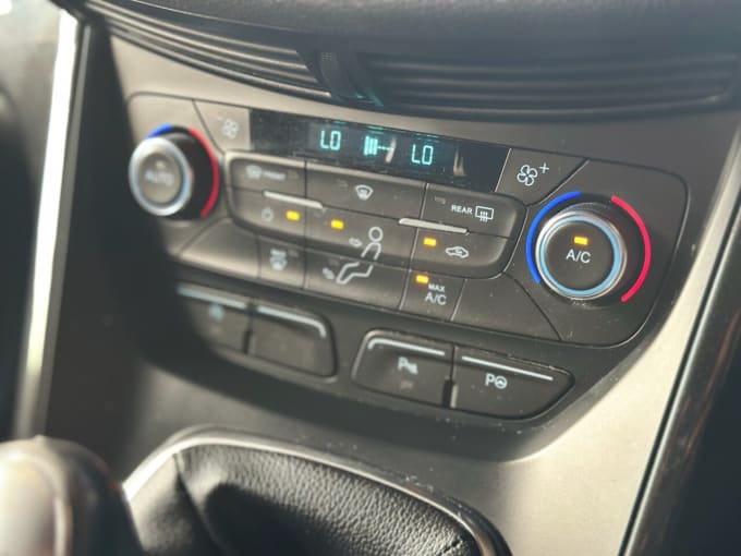 2025 Ford Kuga
