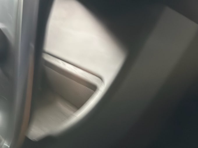 2025 Volvo V40