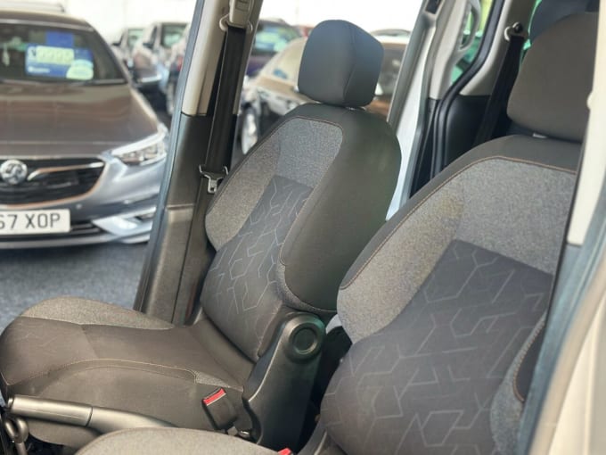 2025 Peugeot Partner Tepee