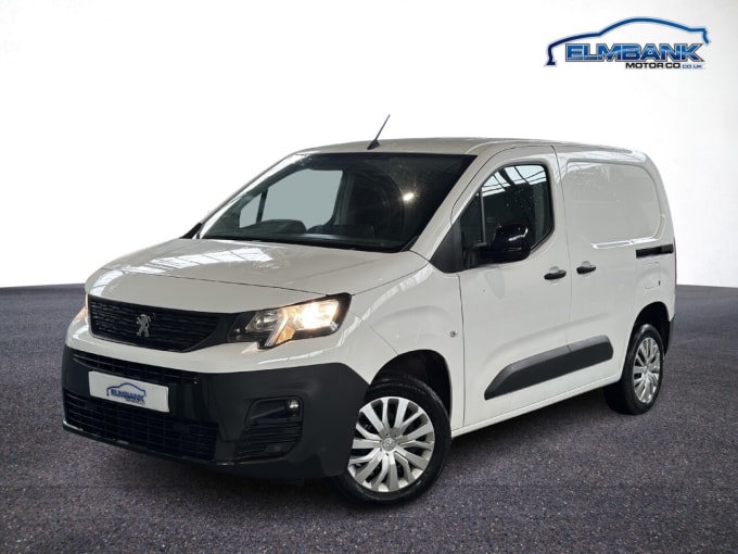 2025 Peugeot Partner