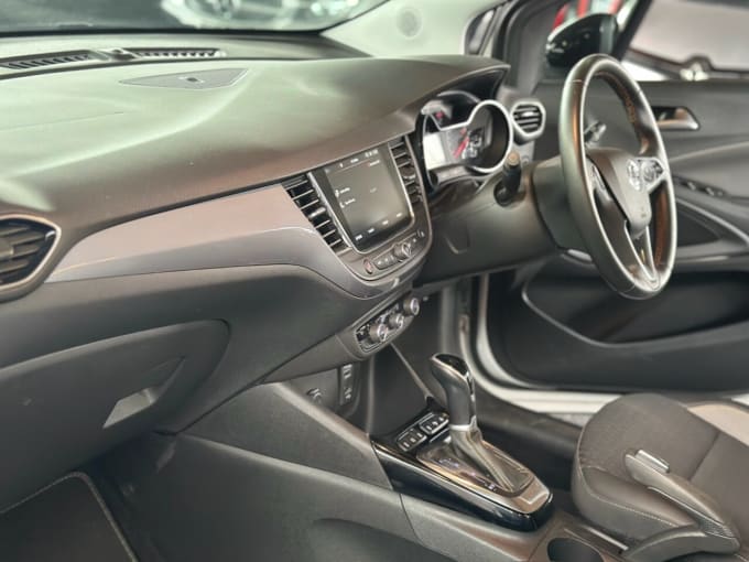 2025 Vauxhall Crossland X
