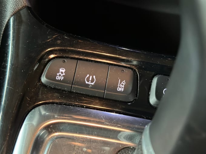 2025 Vauxhall Crossland X