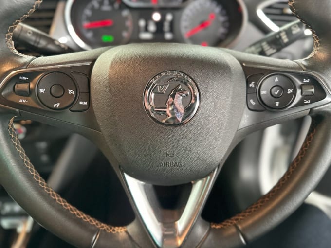 2025 Vauxhall Crossland X