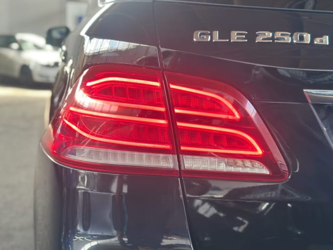 2025 Mercedes-benz Gle