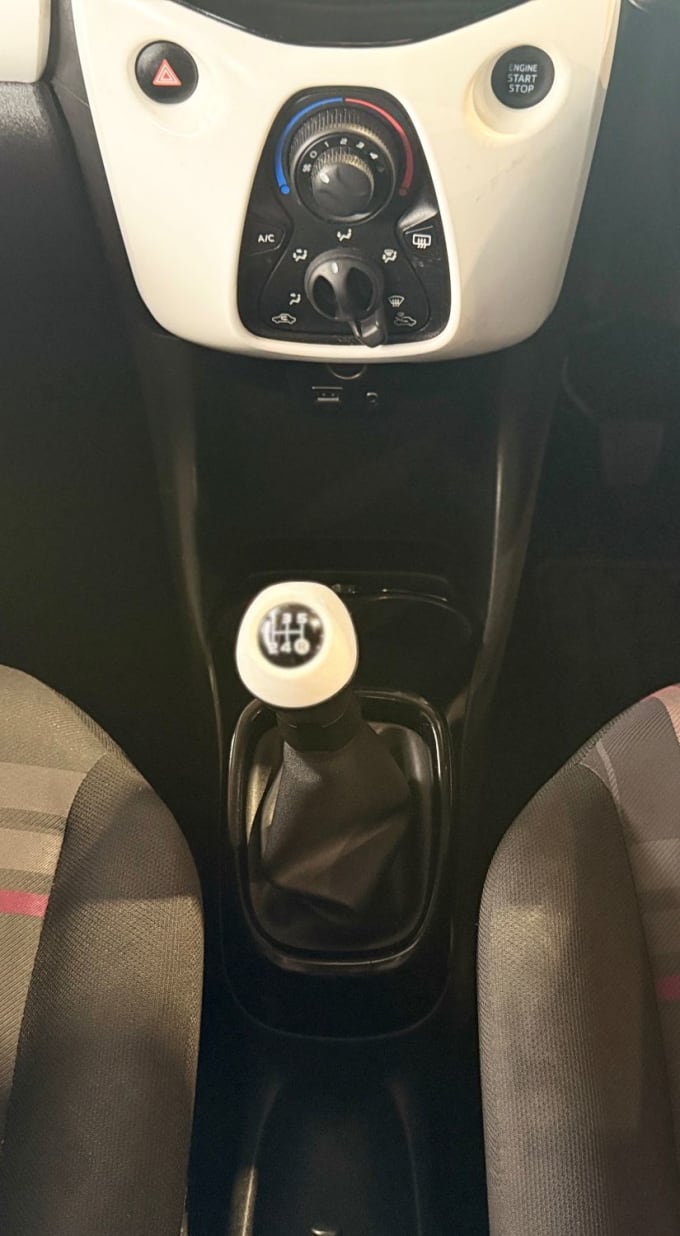 2014 Peugeot 108
