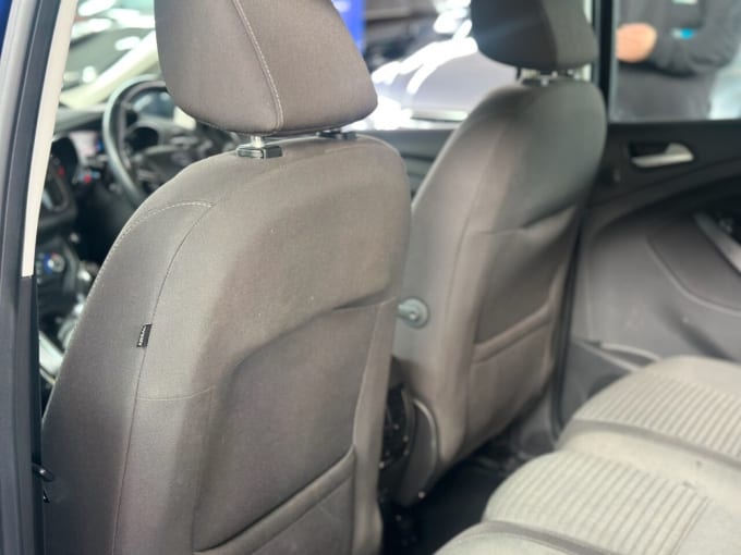 2025 Ford C-max
