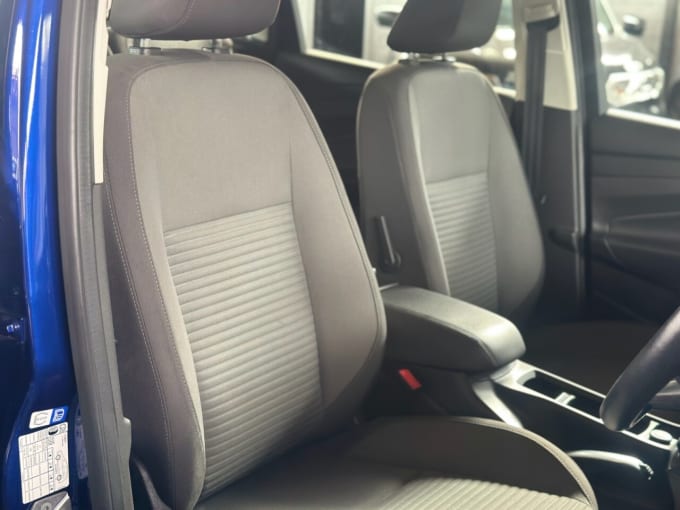 2025 Ford C-max