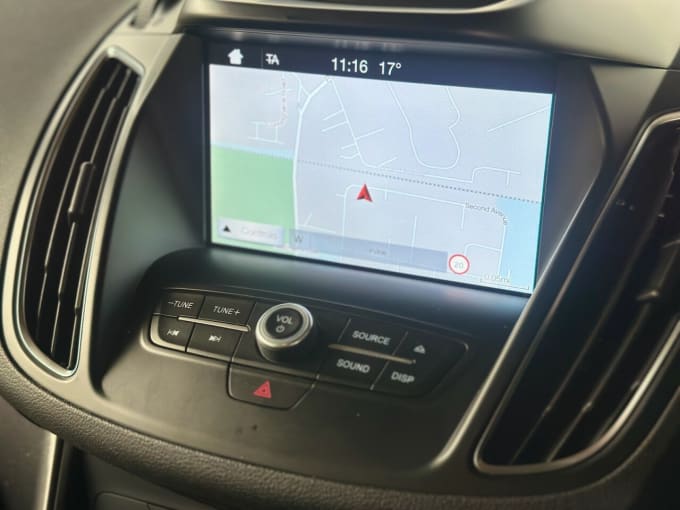 2025 Ford C-max