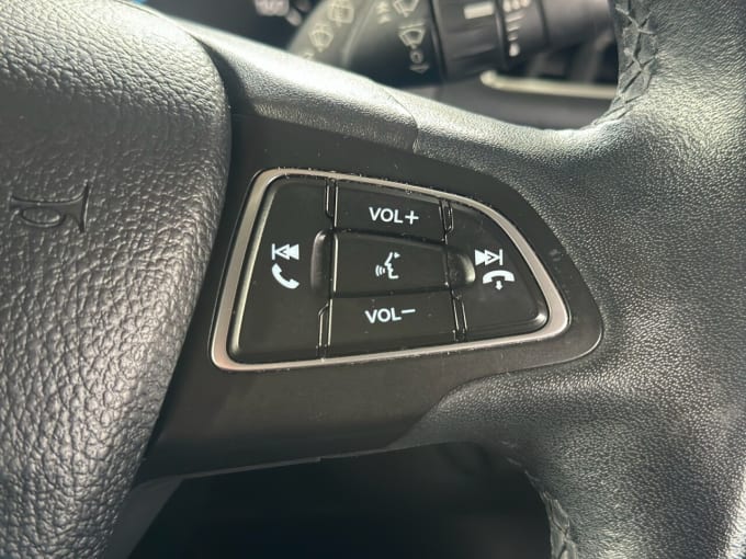 2025 Ford C-max