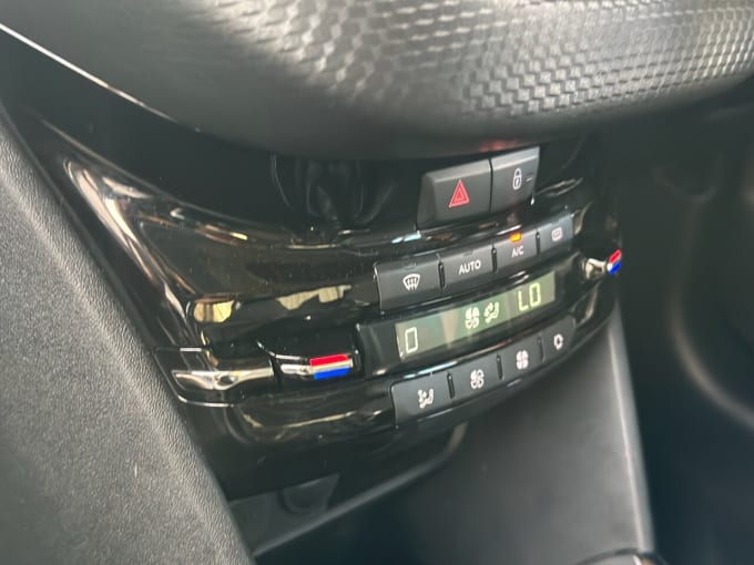 2025 Peugeot 2008