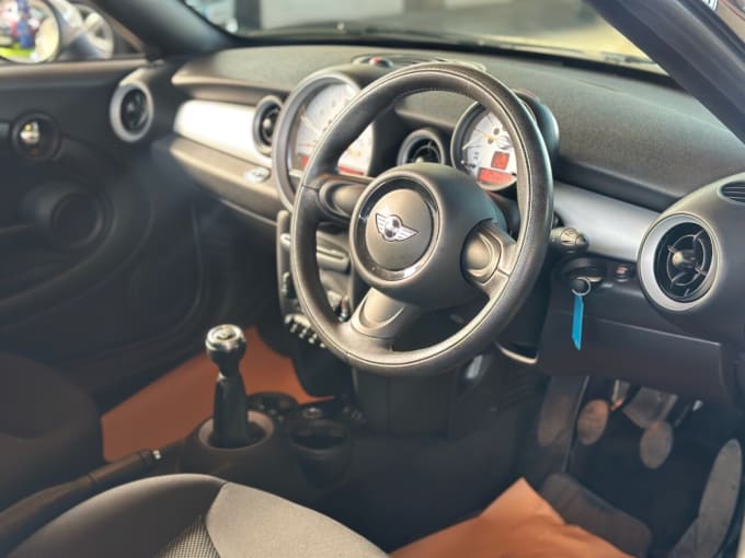 2025 Mini Roadster