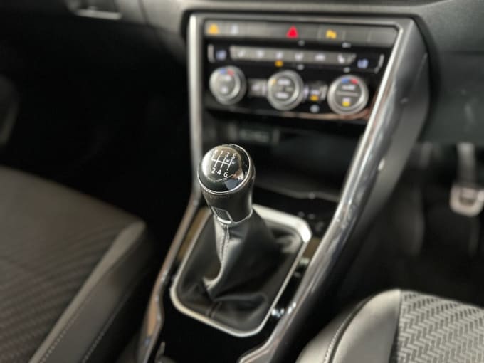2025 Volkswagen T-roc