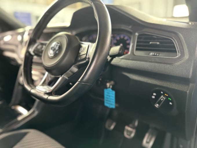 2025 Volkswagen T-roc
