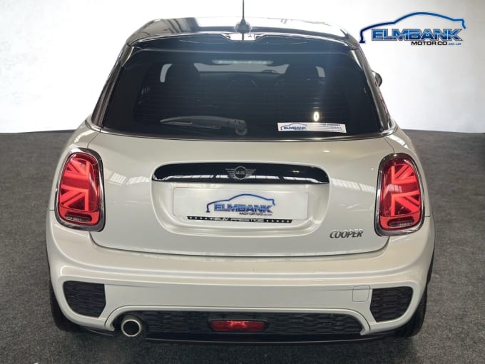 2025 Mini Hatch
