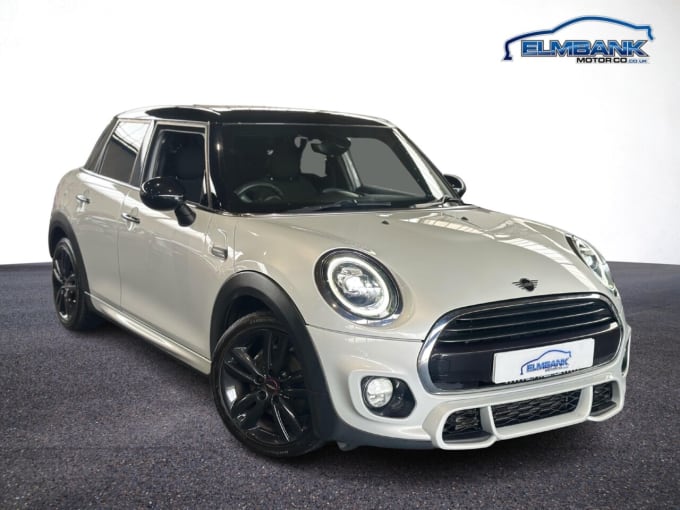 2025 Mini Hatch
