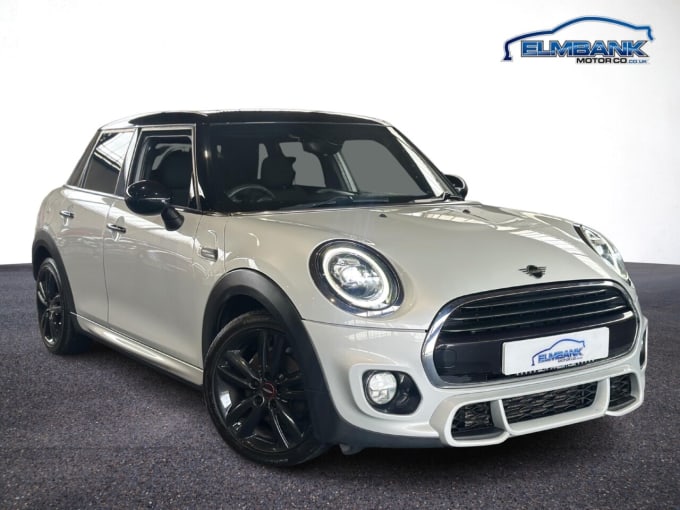 2025 Mini Hatch