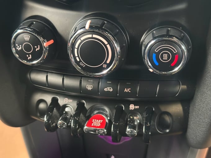 2025 Mini Hatch