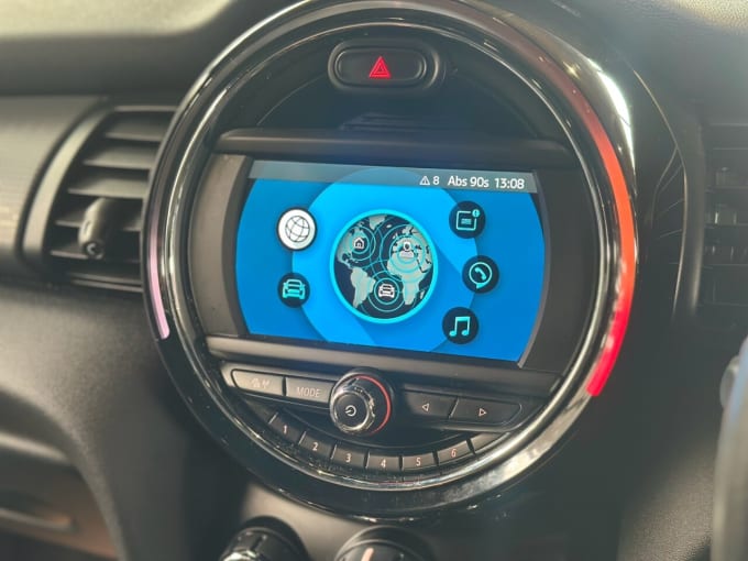2025 Mini Hatch