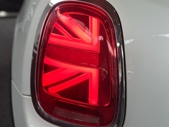 2025 Mini Hatch