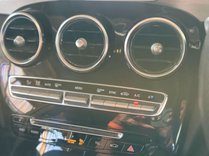2025 Mercedes-benz C-class
