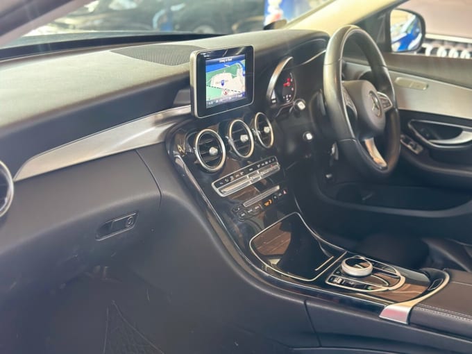 2025 Mercedes-benz C-class