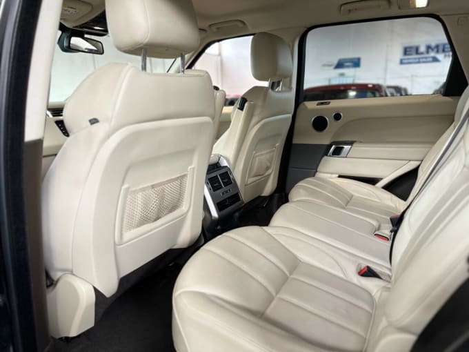 2025 Land Rover Range Rover Sport