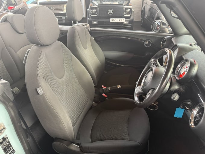 2025 Mini Convertible