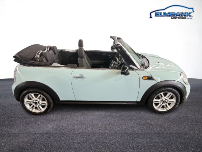 2025 Mini Convertible
