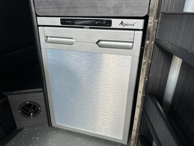 2025 Volkswagen Transporter