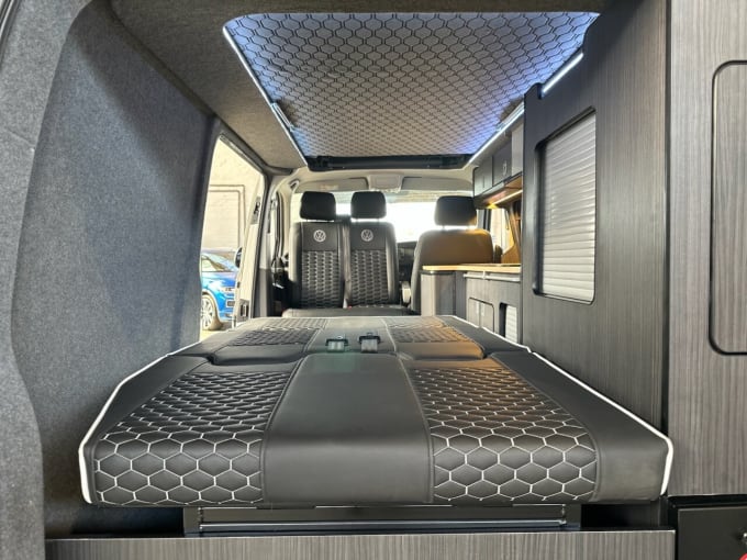 2025 Volkswagen Transporter