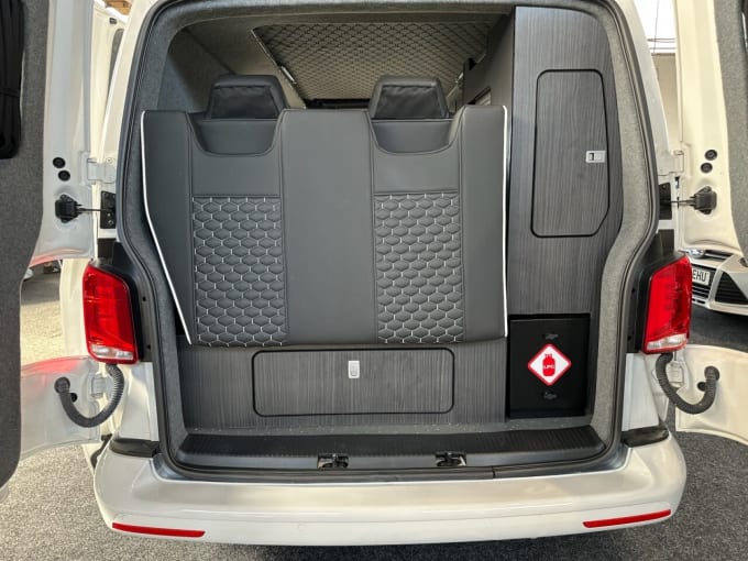 2025 Volkswagen Transporter