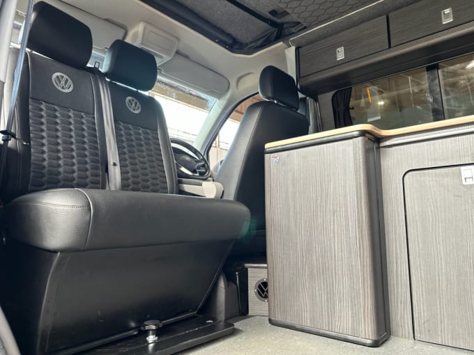 2025 Volkswagen Transporter
