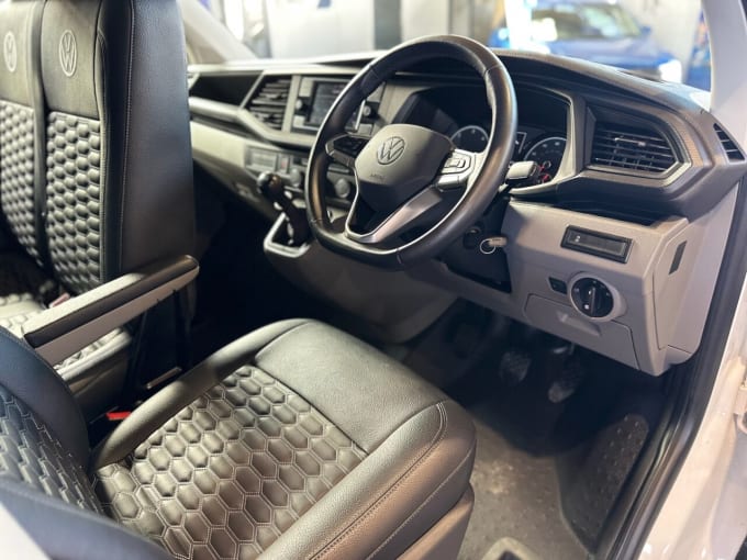 2025 Volkswagen Transporter