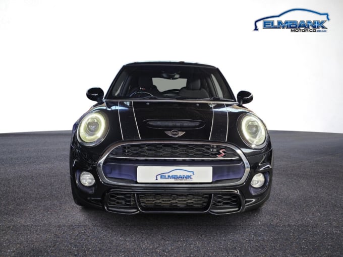 2025 Mini Hatch