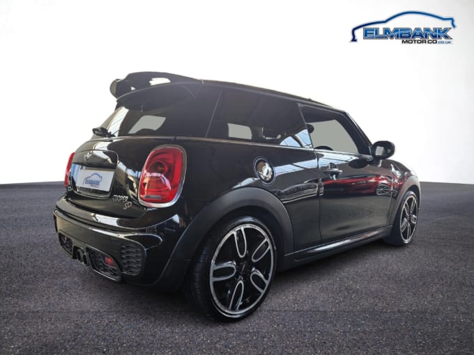 2025 Mini Hatch