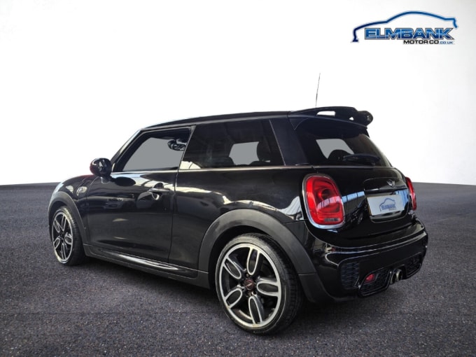 2025 Mini Hatch