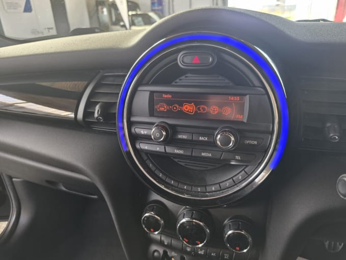 2025 Mini Hatch
