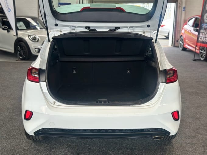 2025 Kia Ceed