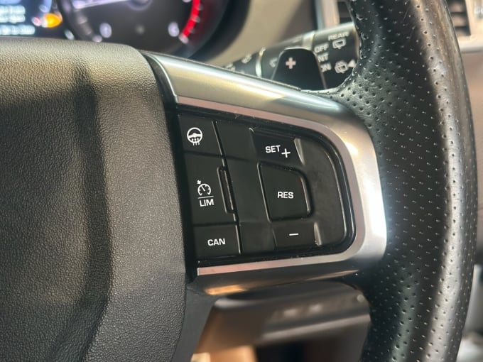 2025 Land Rover Discovery Sport
