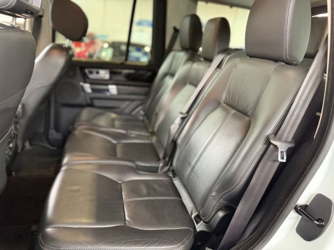 2025 Land Rover Discovery 4