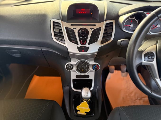 2025 Ford Fiesta